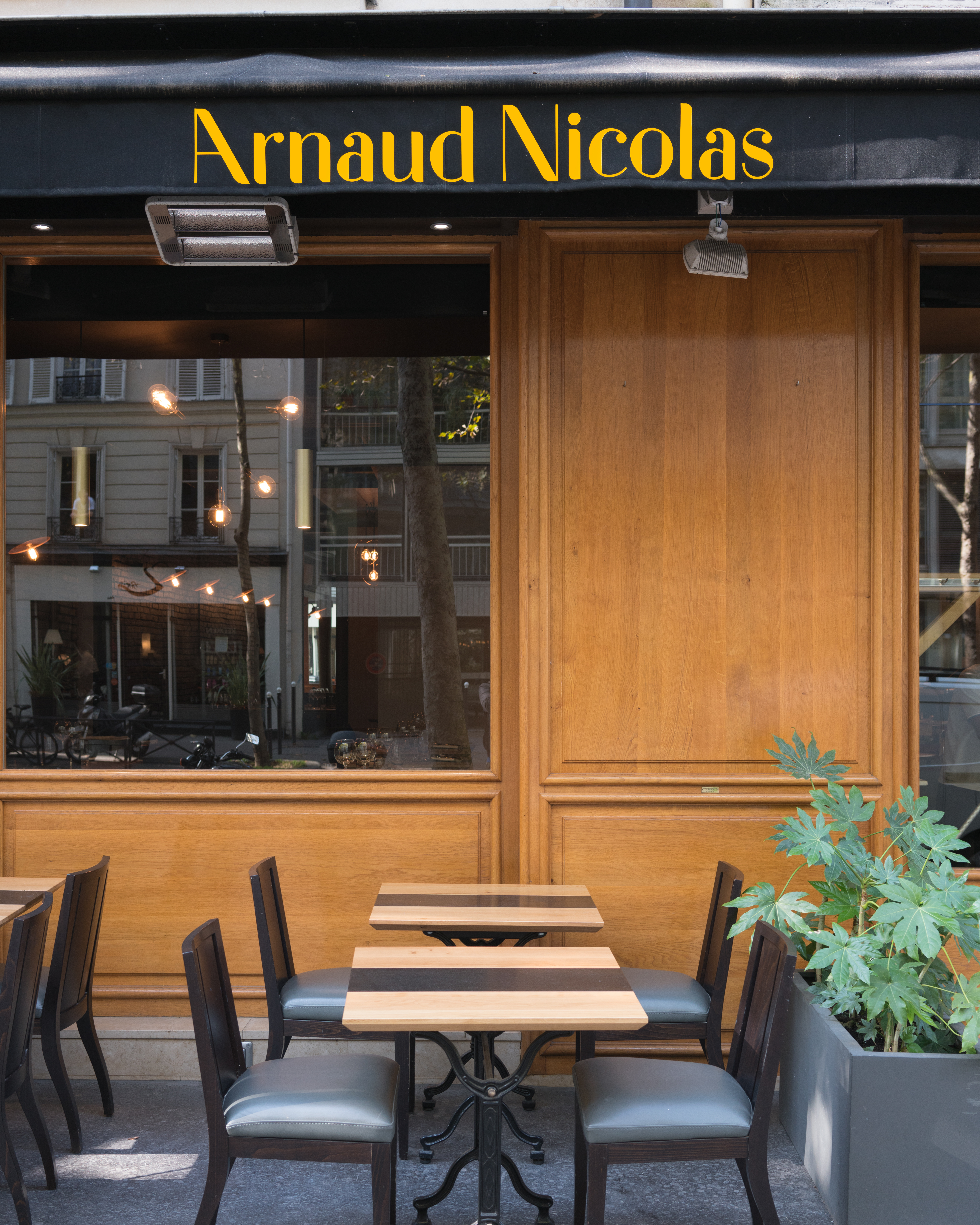 ArnaudNicolas_outside